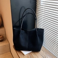 Bolso tote negro minimalista de ante sintético con correas largas y gran capacidad - Negro