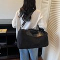 Borsa da viaggio nera capiente con tracolla e scomparto separato per bagnato e asciutto - Nero