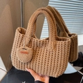 Handgefertigte Waffelstrick-Einkaufstasche in Kamelbeige mit passendem Herzanhänger - Mit Futter / Khaki