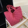 Fuchsia quilted corduroy tote bag with magnetic closure and spacious interior - Rose Red