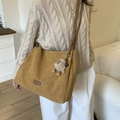 Sac cabas jaune moutarde mat avec fines anses et un pendentif en peluche doux - Jaune (Avec Pendentif)