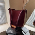 Sac seau vintage bordeaux en cuir dépoli avec bandoulière et détails argentés - Bordeaux