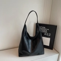 Classic black oversized Hobo shoulder bag made of premium soft PU leather for daily use - Black without Pendant