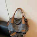 Bolso tote grande de lona gris carbón con correas marrones en contraste - Negro