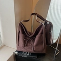 Bolso hobo marrón oscuro de gamuza mate con lazo elegante y diseño de gran capacidad - Marrón