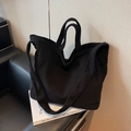 Grande borsa tote in velluto a coste nero per donna con strisce e tracolla larga - Nero