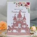Invito di nozze rosa glitterato tagliato al laser con castello e carta floreale - Rosa Scintillante