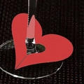 Marque-place en forme de cœur rouge découpé au laser pour décoration de verre à vin - Rouge Perlé
