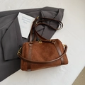 Sac Boston en daim marron avec garniture en cuir foncé et ferrures dorées chic - Marron Petit