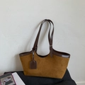 Sac fourre-tout en daim marron avec bordure en cuir foncé et couture verticale - Marron