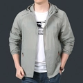 Lightweight grey hooded sun protection jacket for men, ideal for outdoor fishing and leisure - M / Light Gray