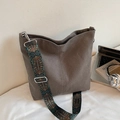 Retro braune Canvas-Tasche mit farbenfrohem, jacquardgewebtem Schultergurt - Grau