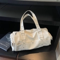 Borsa da viaggio in pelle lucida bianco crema con borchie argentate e due manici - Bianco Sporco