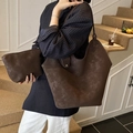 Ensemble sac cabas rétro marron foncé avec pochette en similicuir mat brossé - Marron
