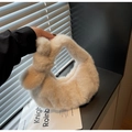 Elegante borsa a mano in ecopelliccia bianco crema con dettaglio manico annodato per l'inverno - Cachi