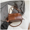 Sac bandoulière vintage marron en simili cuir avec bandoulière réglable et élégante - Brun Sans Pendentif