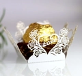 Weiße Laser-Cut Cupcake-Manschette mit Rosenmuster und Love-Herz für die Hochzeit - Weiß