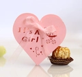 Scatola porta confetti rosa a cuore con etichetta It's A Girl per baby shower - Rosa
