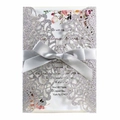 Invito matrimonio laser cut argento glitterato con fiocco di raso e inserto floreale - Argento Scintillante