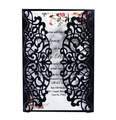 Details zur lasergeschnittenen schwarzen Hochzeitseinladung mit Blumenmuster und weißem Inlay - Schwarz
