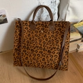 Borsa tote leopardata classica con manici in pelle marrone e tracolla regolabile - Stampa leopardata
