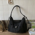 Bolso hobo minimalista en ante negro para mujer con un práctico bolsillo con cordón - Sin colgante / Negro