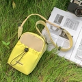 Petit sac à bandoulière en nylon jaune imperméable pour téléphone sur gazon - Jaune