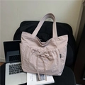 Bolso tote de nailon plisado rosa claro con lazo de cordón y bolsillos laterales - Morado