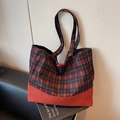 Large capacity red and black checkered tote bag with solid color bottom and shoulder straps - Brown