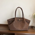 Borsa tote marrone leopardata in pelle scamosciata con manici lunghi e fibbia oro - Marrone