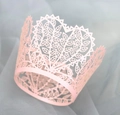 Laserschnitt Pink Cupcake Hüllen mit Blattmuster und Perlmuttglanz Effekt - 5cm / Rosa