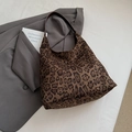 Chic leopard print hobo shoulder bag in brown fabric for stylish commuting fashion - Leopard Green