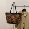 Retro Cord-Einkaufstasche mit Leopardenmuster für Damen mit großem Fassungsvermögen - Leopardenmuster Ohne Anhänger