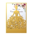 Detaillierte lasergemachte goldene Hochzeitseinladung mit elegantem Blumeneinsatz und Silhouette - Gold