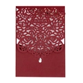 Invito bordeaux intagliato al laser con rose e strass a goccia su carta perlata - Rosso scuro