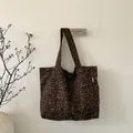 Grande borsa tote in tela con stampa leopardata vintage marrone e nera chic - Stampa Leopardata Grande senza Ciondolo