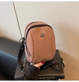Mini borsa a tracolla in nylon rosa Morandi con doppia cerniera e tracolla regolabile - Rosa