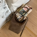 Borsa hobo retrò in pelle scamosciata marrone con eleganti occhielli in metallo argento - Marrone