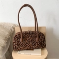 Bolso baguette clásico con estampado de leopardo, asas marrones y cremallera doble - Marrón