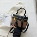 Bolso bombonera retro de lona y cuero negro con detalles dorados y correa para mujer - Negro
