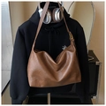 Sac hobo vintage en similicuir marron caramel avec bandoulière réglable et chic - Brun Sans Pendentif