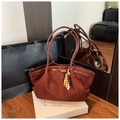 Large reddish-brown faux suede tote bag with stylish wooden bead tassel charm - With Pendant / Brown