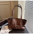 Sac fourre-tout marron en similicuir vintage avec détails de boucles et grande capacité d'usage - Marron