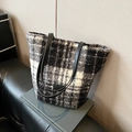 Chic black and white checkered wool tote bag with long leather handles for women - Black