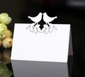 Marque-places de mariage oiseaux découpés au laser sur surface réfléchissante - Blanc