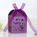 Scatola di caramelle viola tagliata al laser per neonata con scritta It's A Girl - Viola scuro