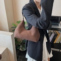 Bolso de hombro hobo en ante sintético marrón con acabado mate minimalista mujer - Marrón