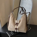 Braune Wildleder-Hobo-Tasche mit weißer Spitze und kaffeebraunen Schleifen - Khaki