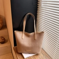 Grande borsa tote in paglia intrecciata beige con manici in pelle marrone e logo - Cachi