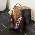 Borsa hobo in pelle lucida marrone scuro con grande capacità e stile vintage chic - Pelle Caffè Lucida